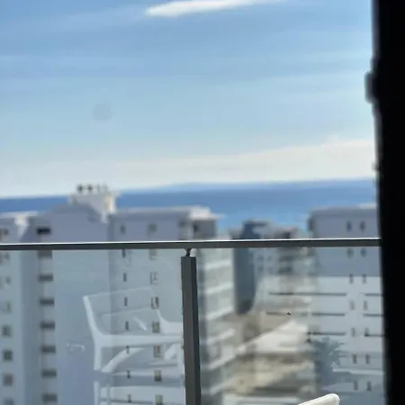 High Comfort Sea View Long شقة