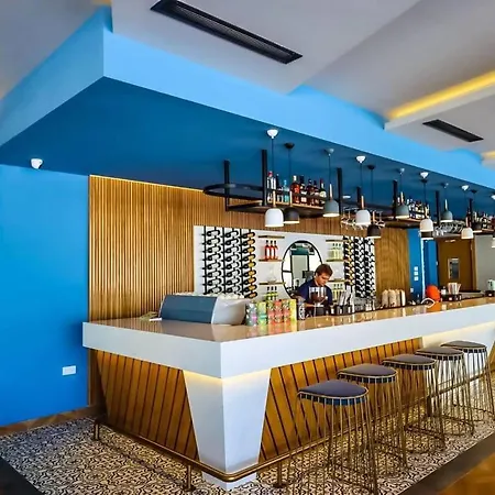 High Comfort Sea View Long شقة