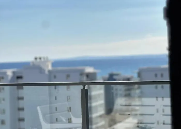 High Comfort Sea View Long Apartament