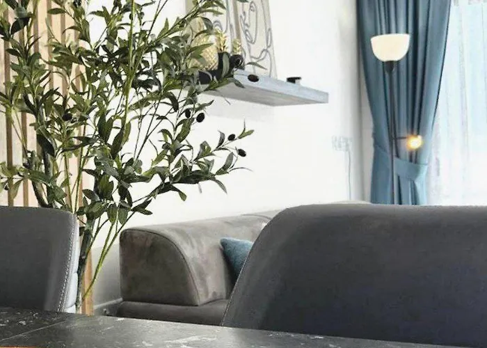 High Comfort Sea View Long